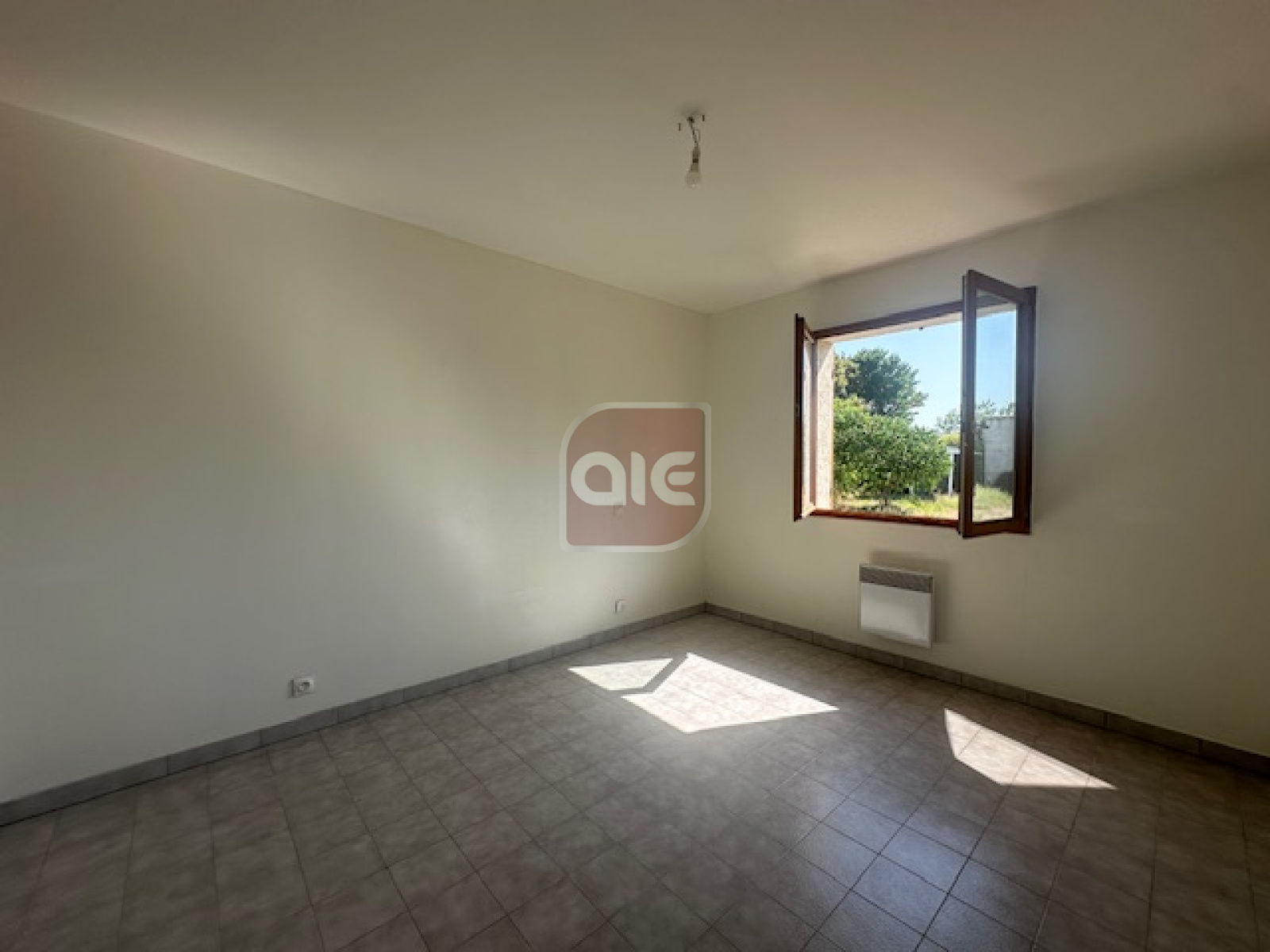 Image_, Maison, Claret, ref :4106